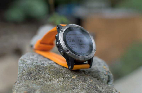 Обзор Garmin Fenix 5 Plus: функциональные и дорогие спортивные часы